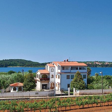 Beautiful Apartment In Pula With Kitchen ภายนอก รูปภาพ
